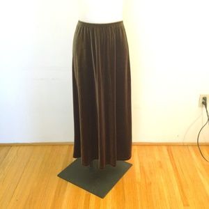 Jones New York Sport Brown Velour Maxi Skirt